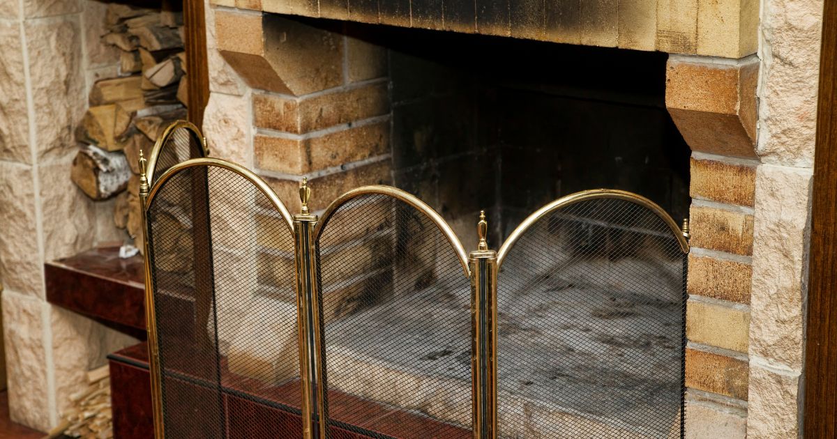 How Can I Make My Fireplace Smoke Smell Go Away? Indianapolis IN